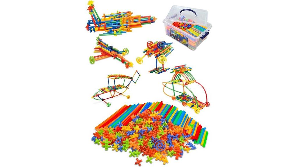 600 piece straw building set